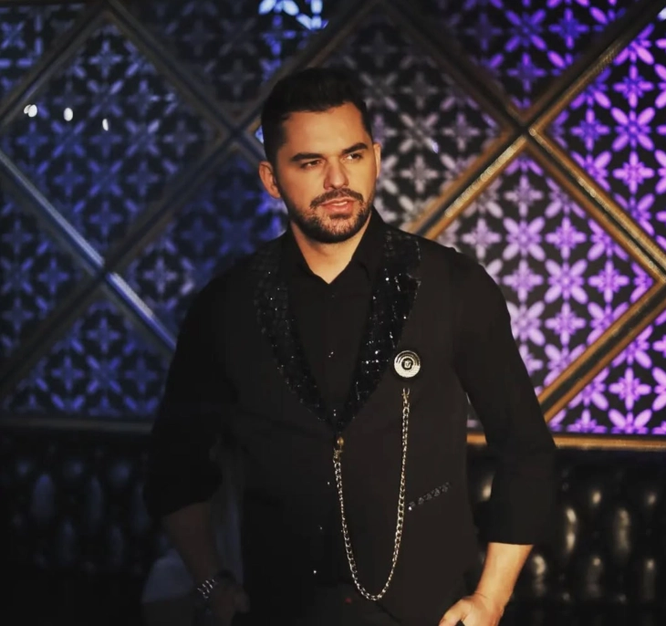 Почина познатиот пејач Шпат Касапи