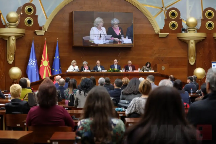 Ambasadoret e Sllovakisë dhe Holandës: Reformat janë me rëndësi kyçe për integrimet evropiane