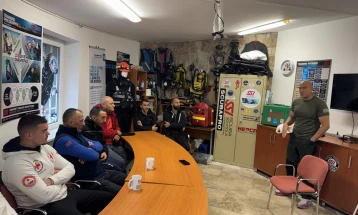 Светскиот рекордер во длабинско нуркање во посета на Нуркачкиот центар „Амфора“ во Охрид 