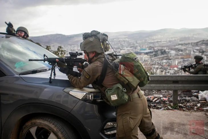 Израел зазеде позиции во градот Тубас, на Западниот Брег, жителите избркани од домовите, најмалку 22 уапсени
