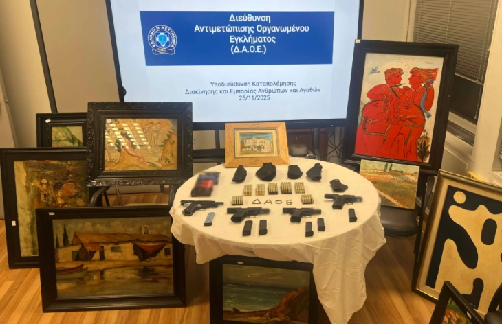 Уапсени двајца Грци за фалсификувани уметнички дела – запленети над 450 слики