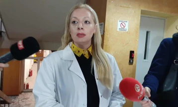 Андоновска: Земени се примероци и дополнително се прават и други анализи кои не се поврзани со храна и вода