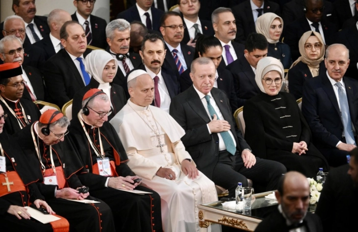 Ердоган го пофали ставот на папата Лав за палестинското прашање