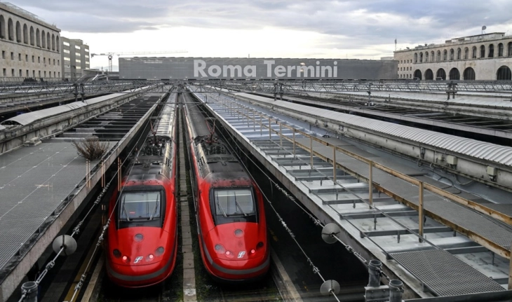 Grevë ndërkombëtare në Itali: Të prekura hekurudhat, transporti, arsimi dhe shëndetësia