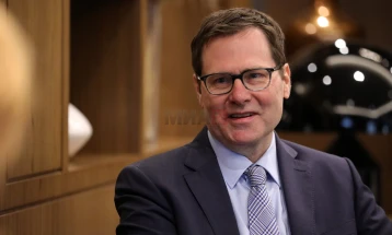 Амбасадорот Питер Трасвел за МИА: Бројната македонска дијаспора во Австралија е најсилната врска меѓу двете земји, нема промена на визниот режим