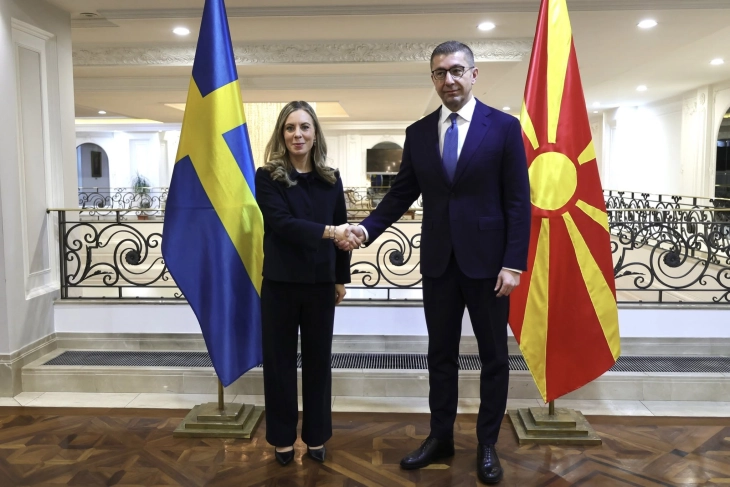 Зајакнување на билатералната соработка и евроинтеграциите во фокусот на средбата на Мицкоски со Розенкранц