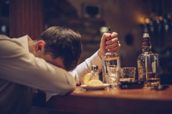 Полицијата привела жител на неготинско Тимјаник, кој во алкохолизирана состојба се однесувал недолично во казино