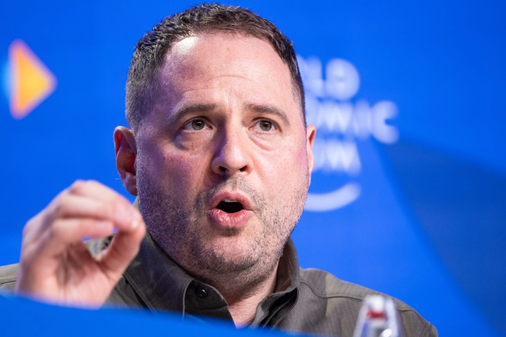 Јермак по оставката најавил заминување на фронтот