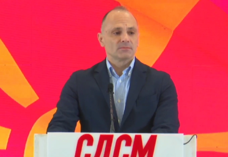 Пензионерите се во ризик, фондот е празен, предупреди Филипче