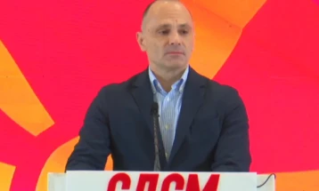 Pensionistët janë në rrezik, fondi është i zbrazët, paralajmëroi Filipçe