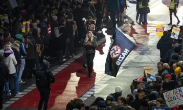 Merc: Skenat nga protestat në Gisen janë gjithçka përveç se të këndshme