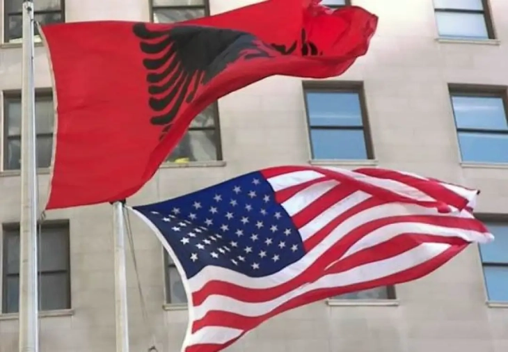 Pas arrestimit të Metës, takim i Nensi Van Horh me ministrin Hoxha