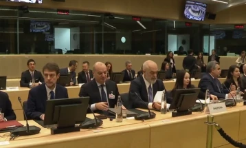 Shqipëria i hapi negociatat për klasterin 