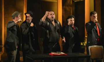 Моќна премиера на „Црнила“ во прилепскиот театар