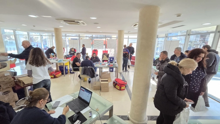 Во крводарителска акција во Велес собрани 99 крвни единици