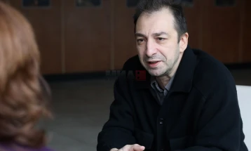 Синиша Евтимов за МИА: Со младите актери во „Болва в уво“ носиме нов квалитет, мислам дека создаваме нешто што ќе трае долго