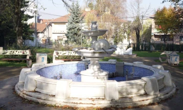 Повторно уништена урбана опрема во Куманово