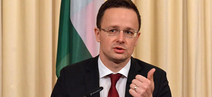 Сијарото: Унгарија води суверена политика, не бара дозвола ниту од Берлин, ниту од Брисел