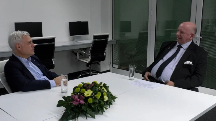 Тони Стојановски во Бизнис клуб: Ризици и проблеми секогаш ќе има, но со отворен дијалог тие можат да се менаџираат и да се претворат во можности за ефективност, ефиканост, раст и  развој