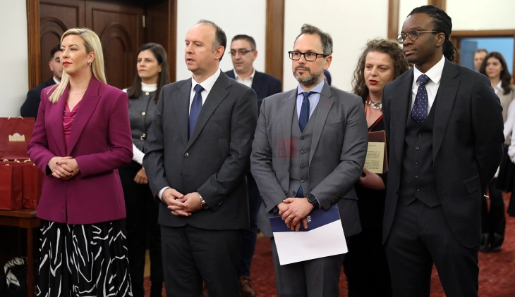 Програма за волонтирање во Собранието - младите сакаат да бидат дел од демократските институции