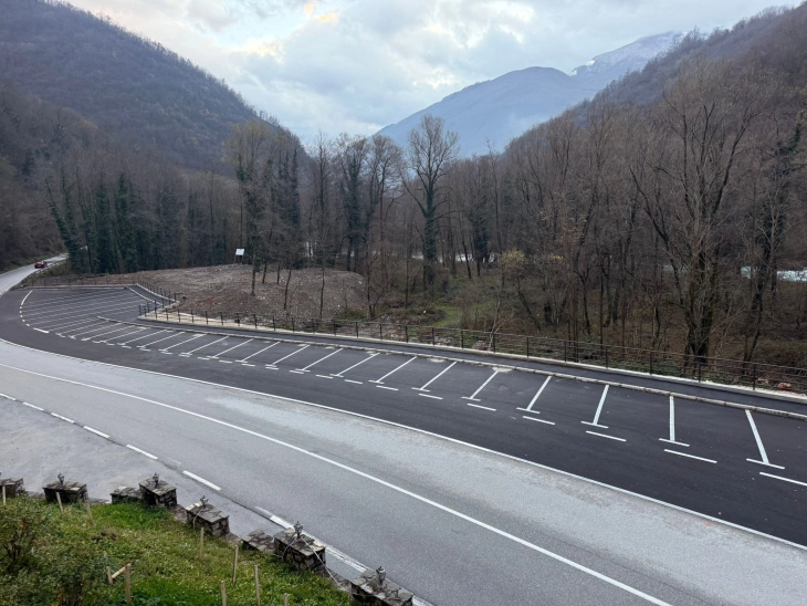 ЈПДП: Создаваме услови за непречен проток на сообраќајот кај Бигорскиот манастир