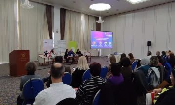 Речиси 800 деца со посебни образовни потреби добиле пристап до поквалитетно образование во тригодишниот проект на „Отворете ги прозорците“