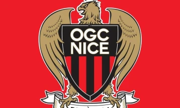 Фудбалери и клупското раководство на Ница нападнати од навивачи