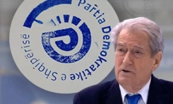 Berisha kërkon që debati në Gjykatën Kushtetuese për rastin 