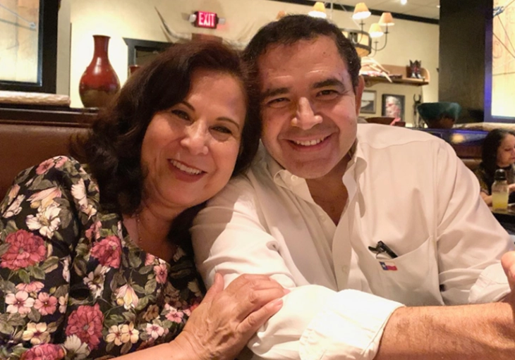 Трамп го помилува демократскиот конгресмен од Тексас, Хенри Куелар, и неговата сопруга, обвинети за примање поткуп