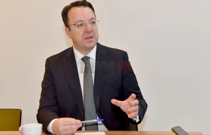 Николоски за МИА: Одамна имаме заслужено да ги почнеме преговорите за членство, ЕУ да постави јасна визија за Македонија