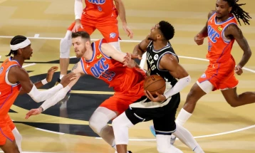 Милвоки меѓу две и четири недели без првата ѕвезда