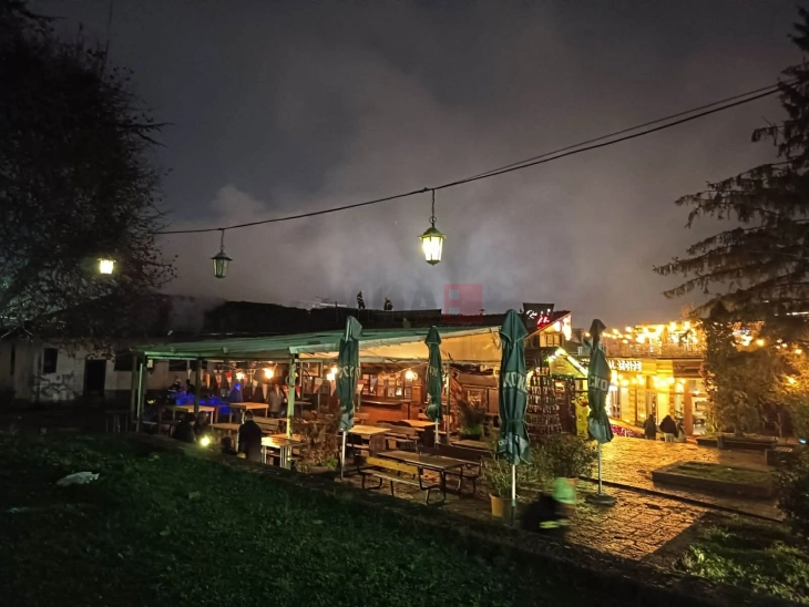 Пожар во близина на црквата „Свети Спас“ во Стара Чаршија