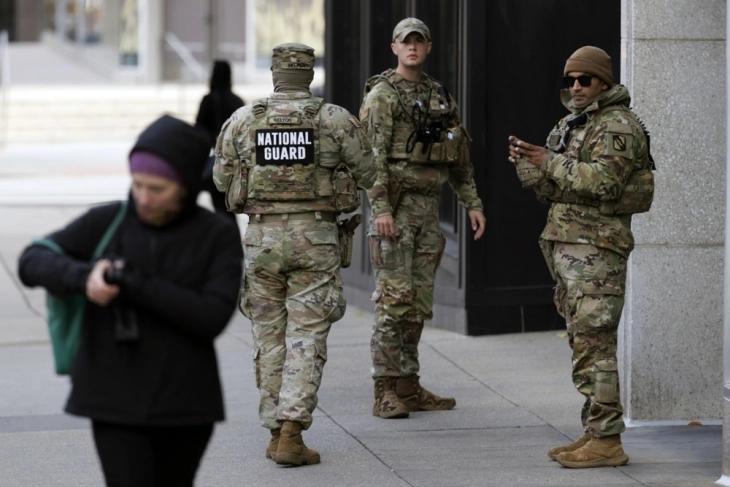 Gjykata lejon vendosjen e Gardës kombëtare në Uashington