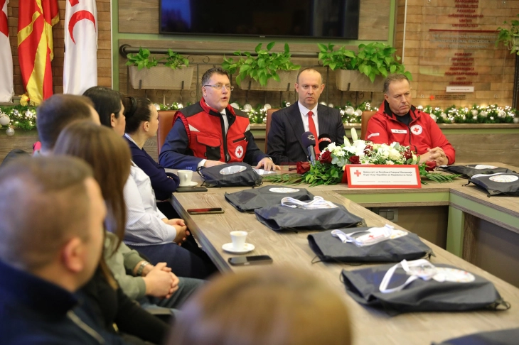 Пратеници со волонтери на Црвен крст излегоа на терен по повод Светскиот ден на волонтерството