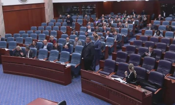 Собранието по паузата ќе ја почне расправата по Предлог-одлуката за прераспределба на буџетските средства