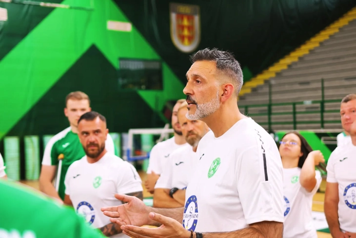 Гарабаја поднесе оставка, Шундовски седнува на клупата