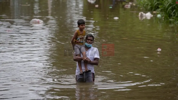 Në përmbytjet dhe rrëshqitjet në Sri Lankë kanë vdekur 607 persona