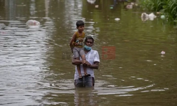 Në përmbytjet dhe rrëshqitjet në Sri Lankë kanë vdekur 607 persona