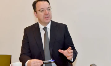 Nikolloski për MIA-n: Prej kohësh e kemi merituar të fillojmë negociatat e anëtarësimit, BE-ja duhet të vendosë një vizion të qartë për Maqedoninë