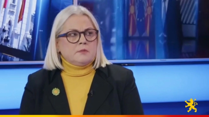 Стојаноска: Морален чин е и Филипче да си поднесе оставка, потребна е  вистинска  опозиција, а не собирање на политички поени