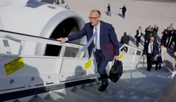 Германскиот канцелар Фридрих Мерц денеска патува за Јордан и Израел