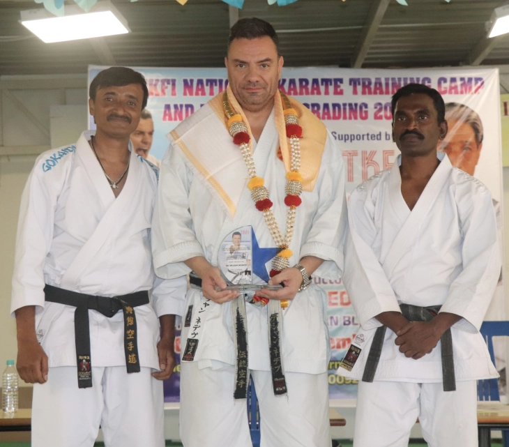 Дејан Недев одржа семинар во Индија