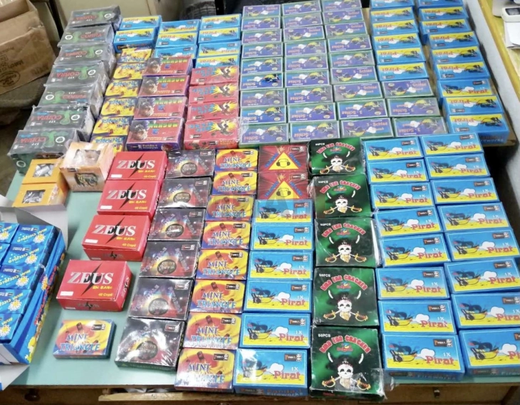 MPB: Pushkaliqet janë të rrezikshme dhe të dëmshme, kontrolle të përforcuara për festat