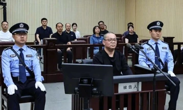 Кина погуби поранешен генерален директор поради примање мито