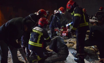 Две згради се урнаа во Мароко, 19 лица загинаа