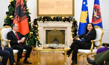 Presidentja e Kosovës Osmani u takua me presidentin e Shqipërisë, Begaj