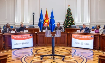 Алиу го презентира напредокот на националниот систем за трансплантација и реализацијата на инфраструктурните инвестиции во здравството