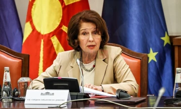 Siljanovska-Davkova: Të mundshme janë zgjidhjet dhe ndryshimet në përfundimet e BE-së, por vendimin nuk e marrim ne