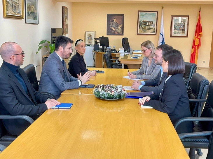 Штипскиот градоначалник оствари средба со Мартин Шродер, заменик-раководител на Политичкиот и информативниот сектор при делегацијата на ЕУ