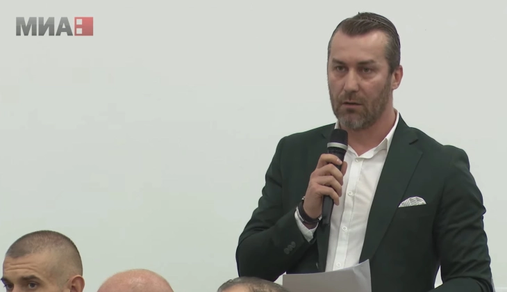 Одбраната на Сараќини: Лиценците имаат важност од една година и во нив не пишува дека може да прима прекумерен број на луѓе и да се внесуваат и користат пиротехнички средства 